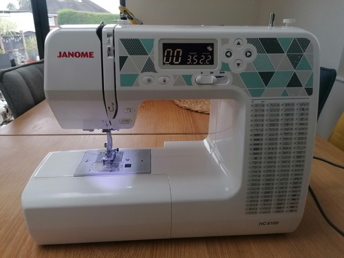Janome hc8100 computerized - ,