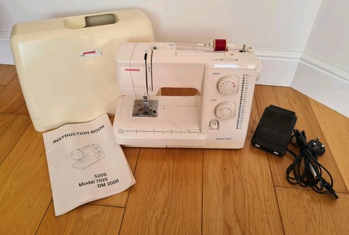 Janome 7025 electric sewing - janome,