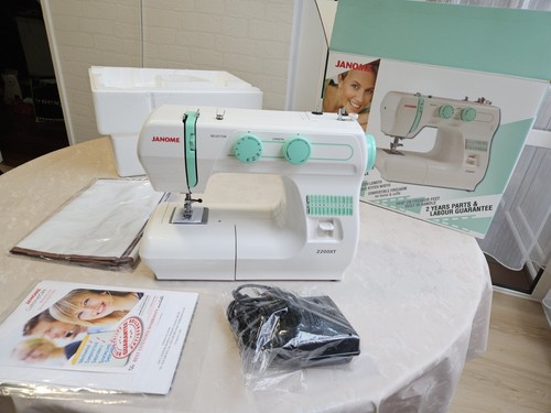 Janome sewing machine - , 2200xt